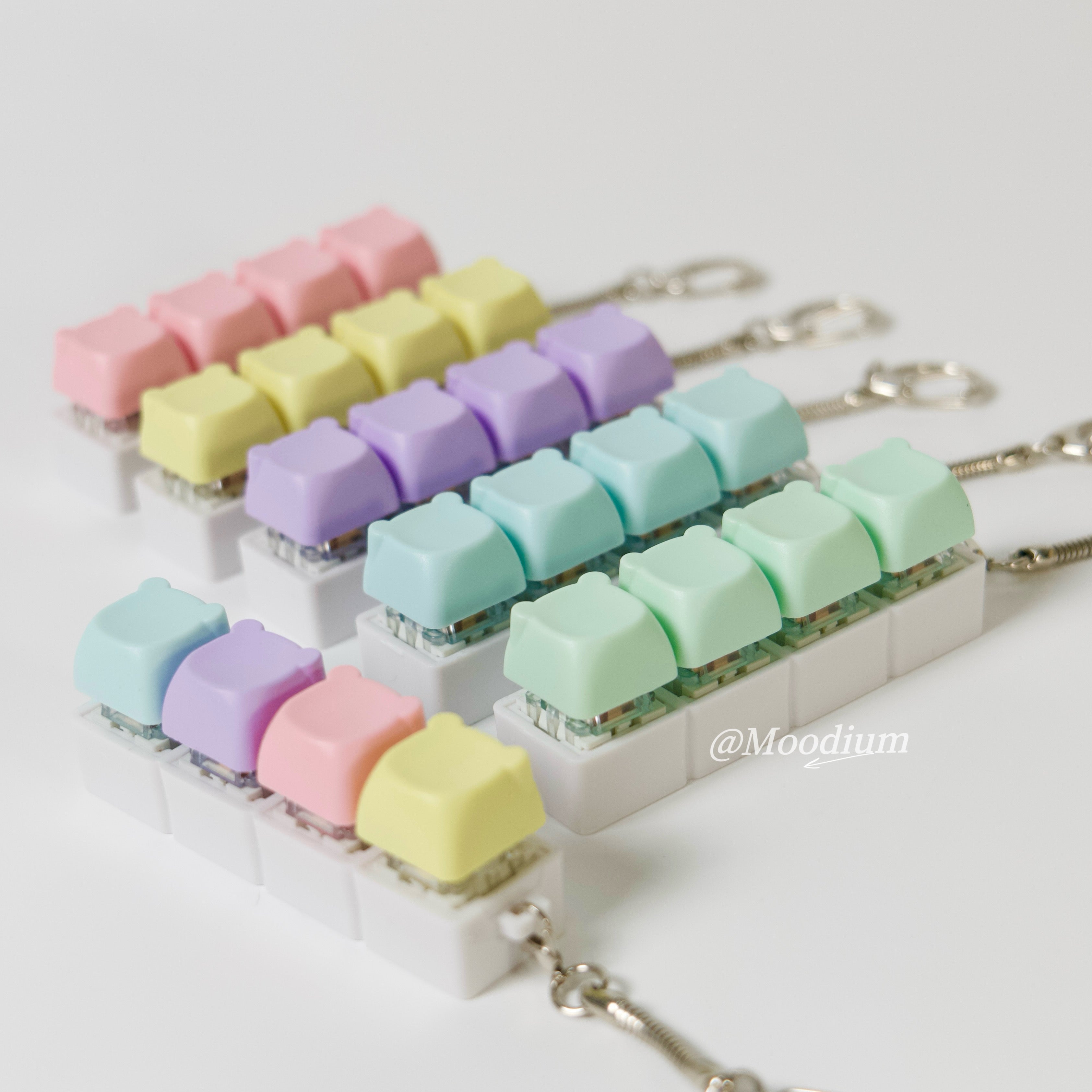 4-Piece Pastel Bear Clicker Board