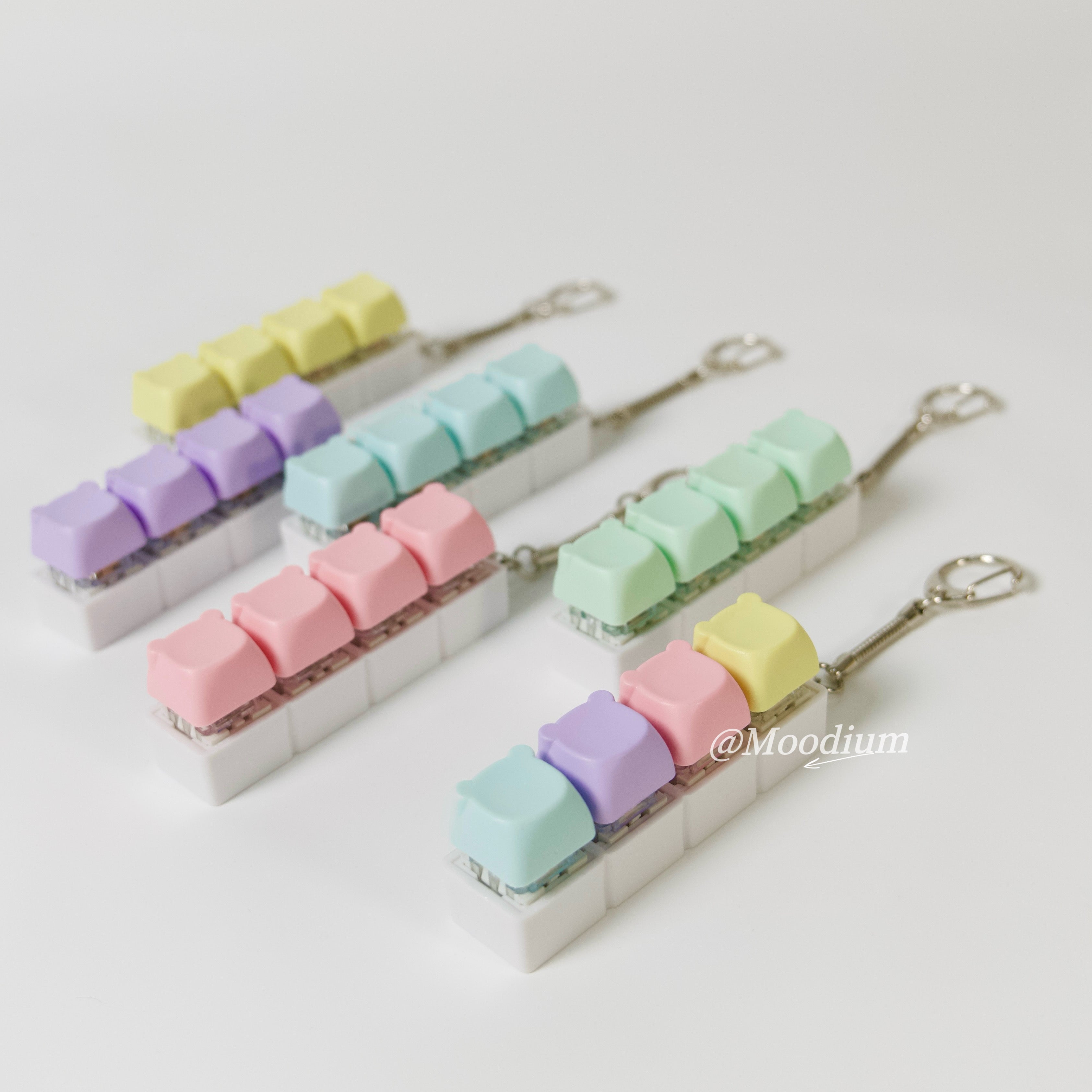 4-Piece Pastel Bear Clicker Board